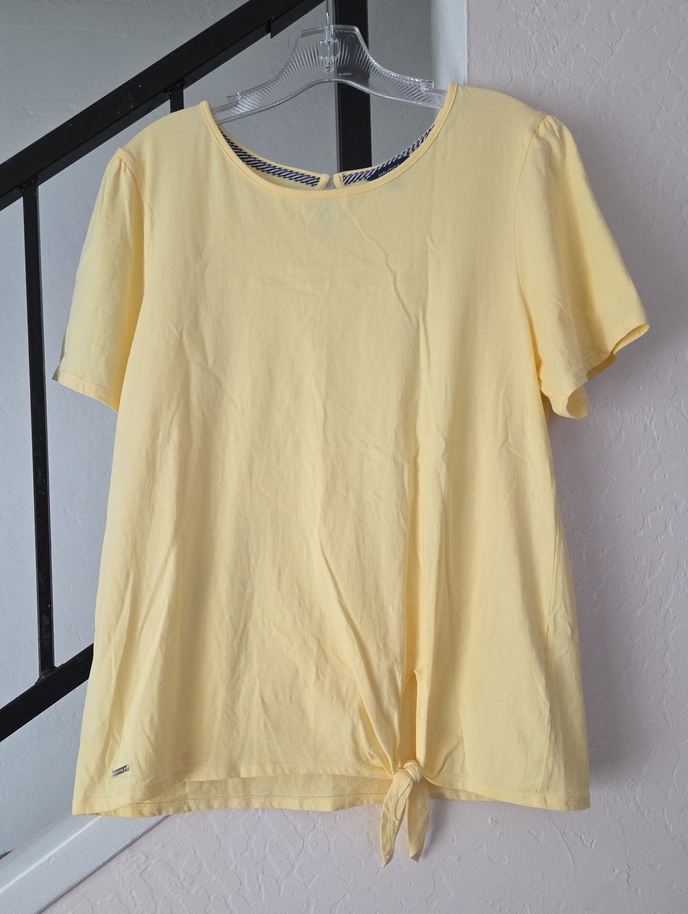 Women's Yellow Tie-Front Short Sleeve Top Size L